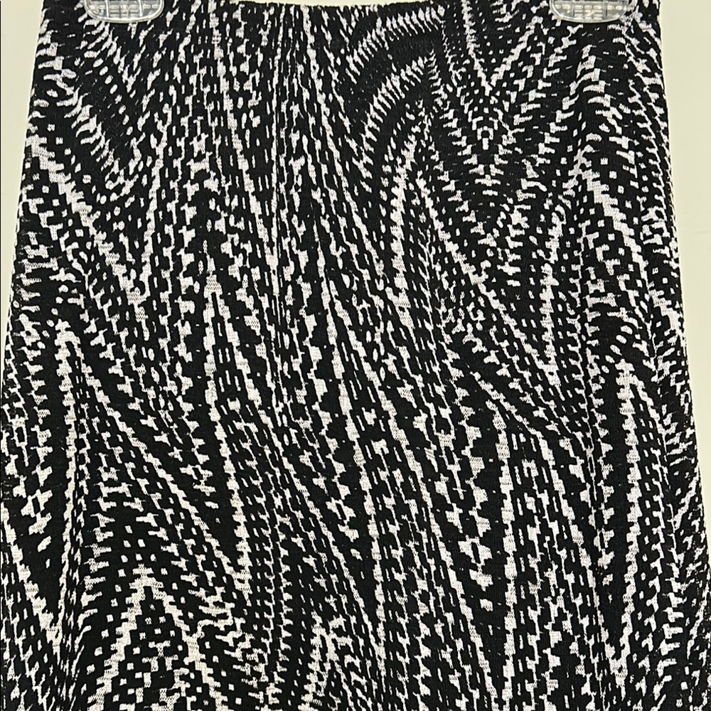 Bobeau Black & White Maxi Skirt - Picture 3 of 10